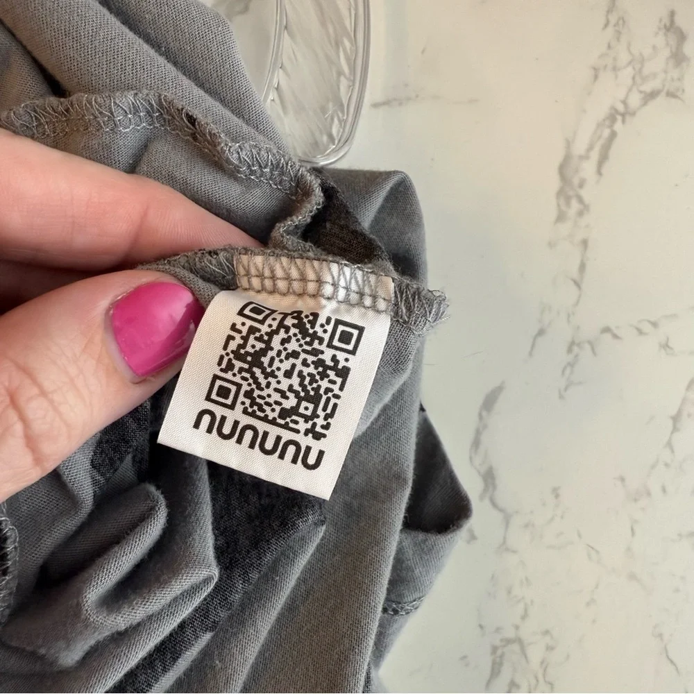 Nununu Star Print High-Low Dress • Size 3-4 • Gray & Black • Kids